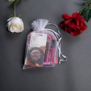 Make-Up Bundle